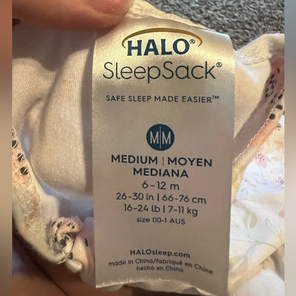 Halo zip up sleep sack floral print size medium (6-12 months) - Picture 4 of 4